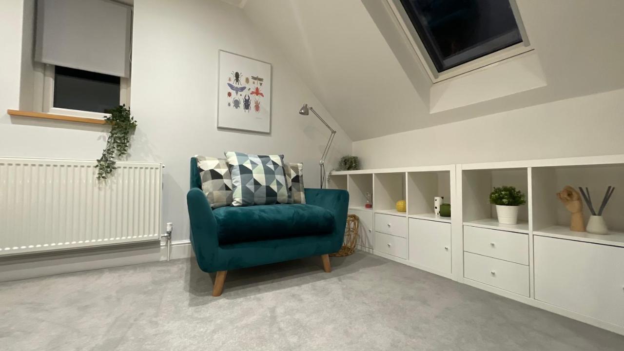 Unique Luxury Detached Apartment In Windsor That Sleeps 4 外观 照片
