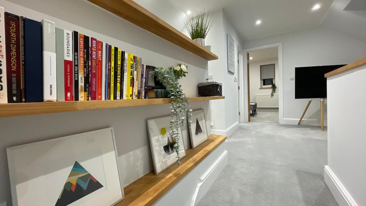 Unique Luxury Detached Apartment In Windsor That Sleeps 4 外观 照片