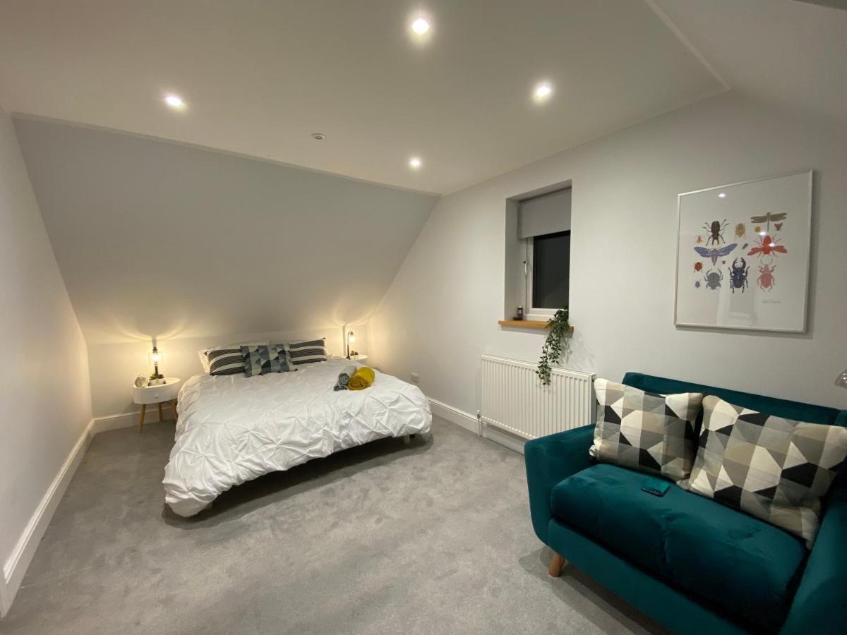 Unique Luxury Detached Apartment In Windsor That Sleeps 4 外观 照片